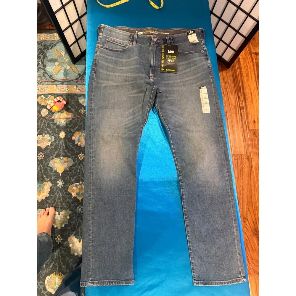 Lee Extreme Motion MVP Slim Straight Jeans Men's 38x32 NWT Nelson Stretch Denim